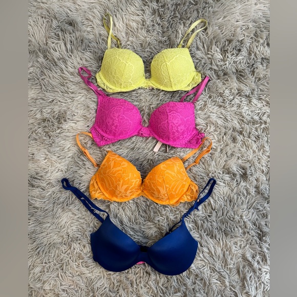 Victoria's Secret Other - Victoria's Secret and La SENZA Bra Bundle